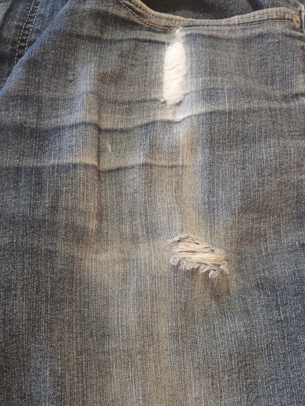 LEVI'S 511 Slim Fit DISTRESSED Jeans Mens 34x30 Dark Wash Blue.  UNIQUE